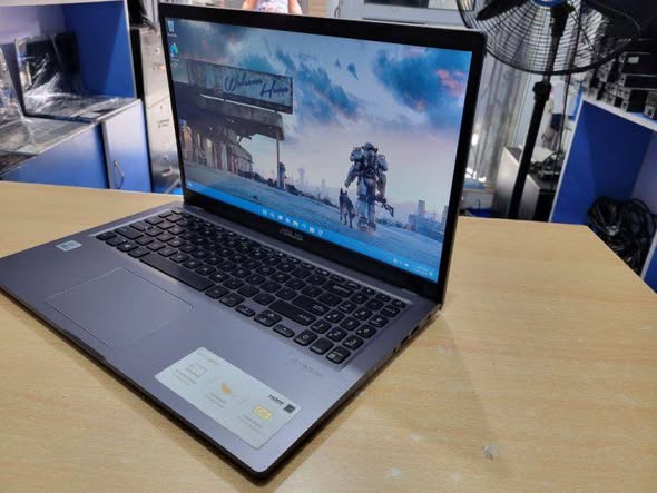 15" ASUS LAPTOP photo 3