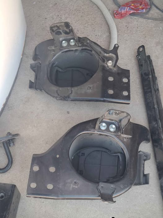 Toyota Land Cruiser Fog light Covers photo 1