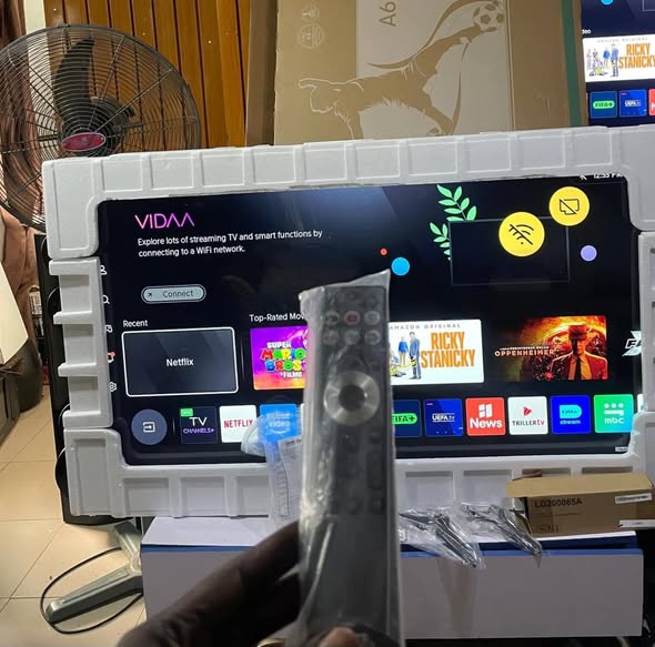 Hisense 58 inch Smart photo 4
