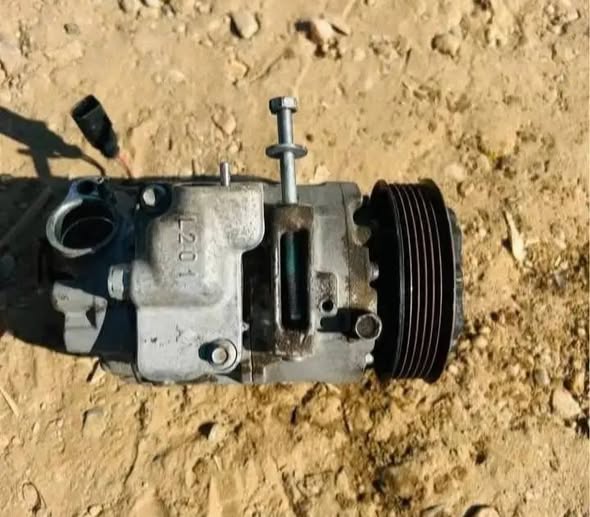 Polo 5 ac pump photo 1