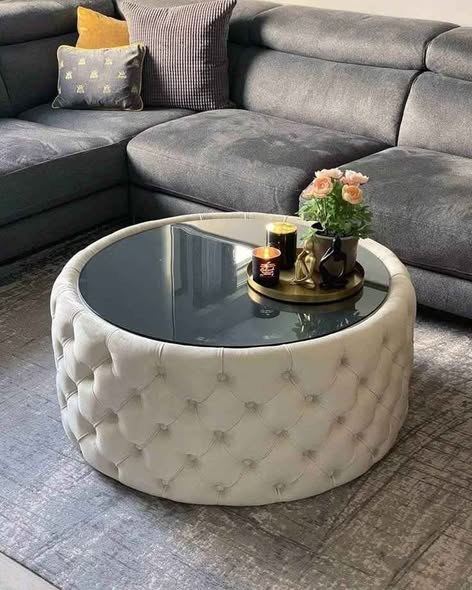 COFFEE TABLE photo 3