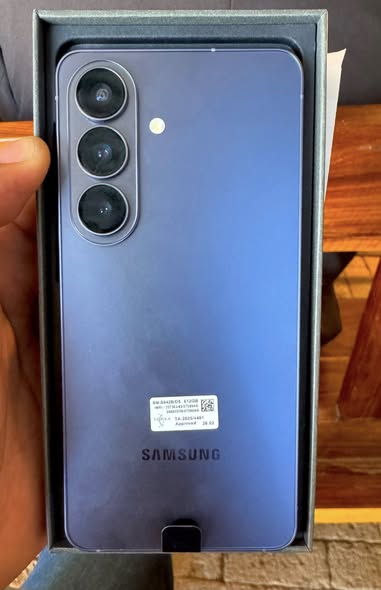 Samsung Galaxy S26, 512 GB photo 1
