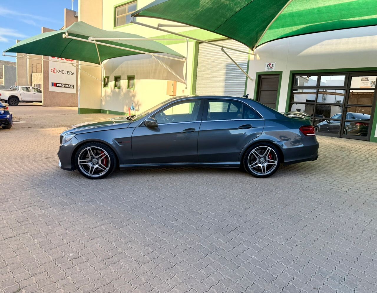 Mercedes-Benz E63 S AMG photo 10