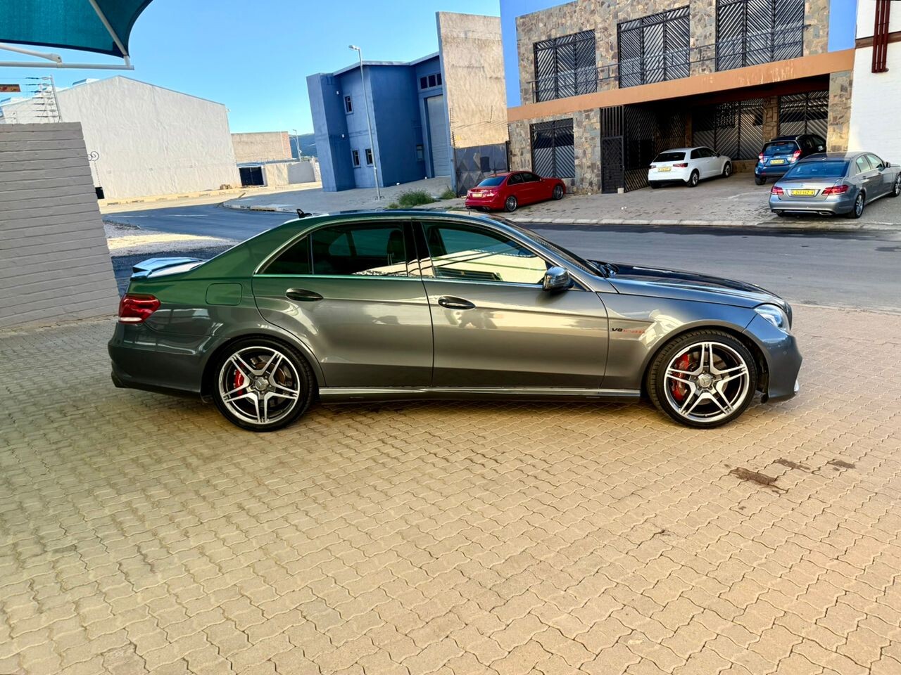 Mercedes-Benz E63 S AMG photo 8
