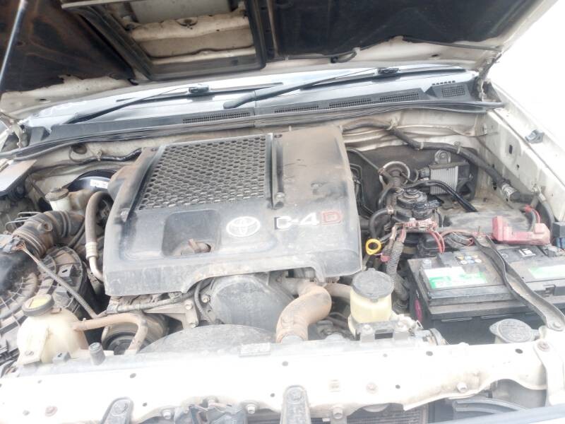 2011 TOYOTA HILUX 3.0 D-4D RAIDER 4X4 photo 4