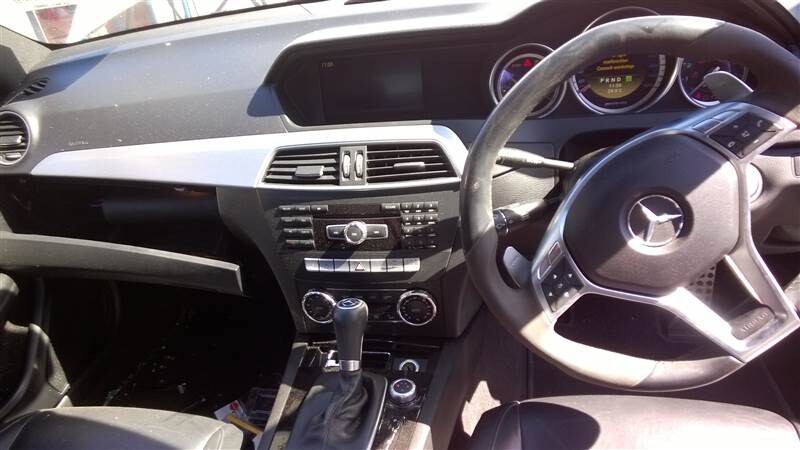 2012 MERCEDES-BENZ C63 AMG COUPE photo 5