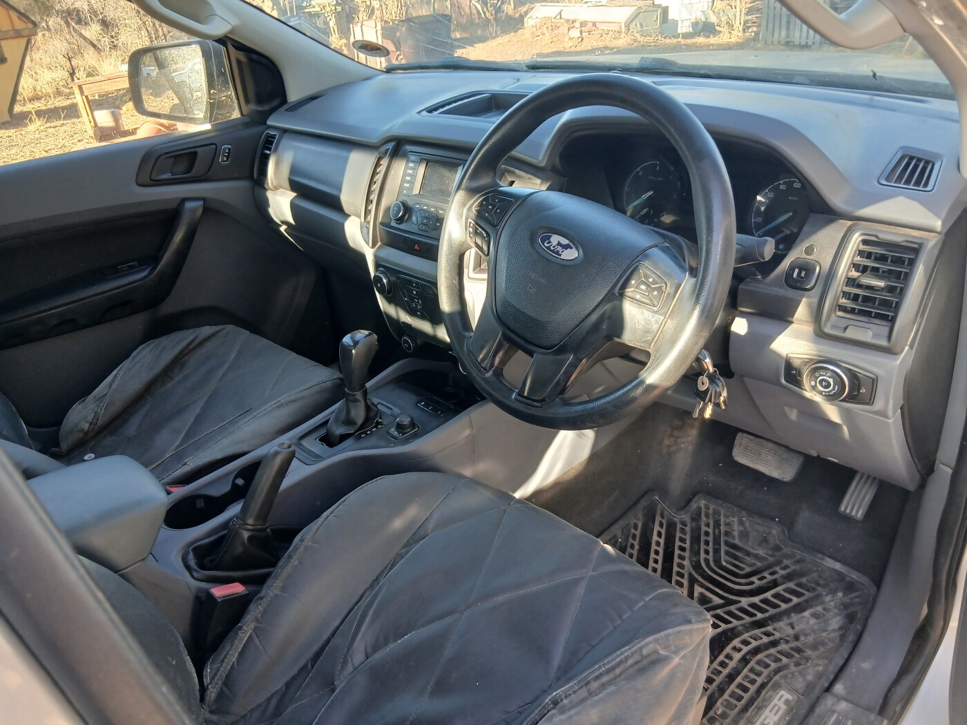 Ford ranger T6 photo 1