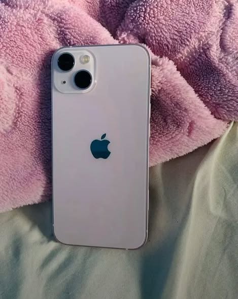 iPhone 13 128gb photo 3