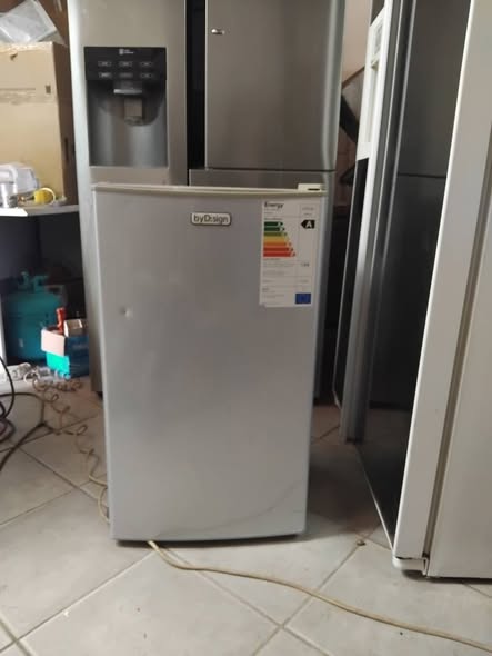 Mini fridges photo 3