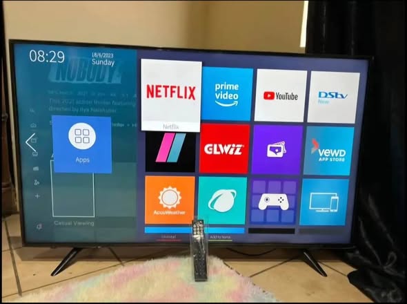 Hisense 58 inch Smart photo 1