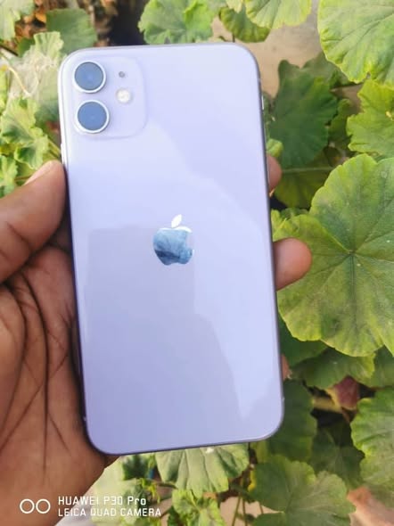 Iphone 11 64GB photo 1