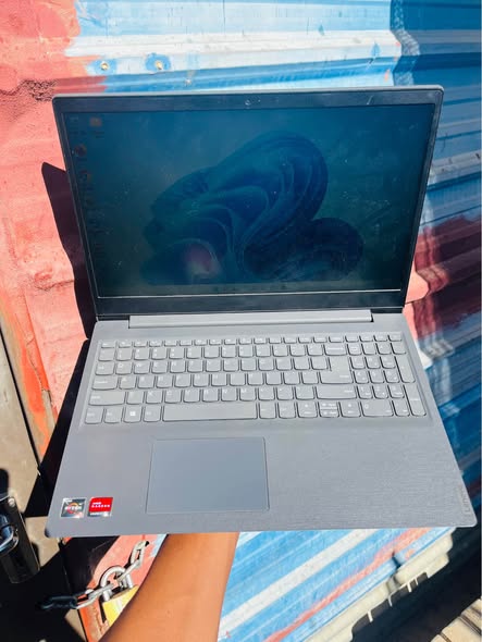 LENOVO RYZEN 3 photo 3