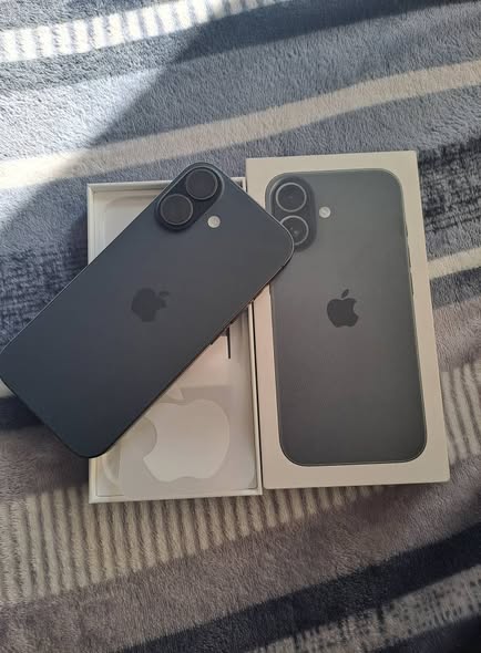 iPhone 17 photo 5