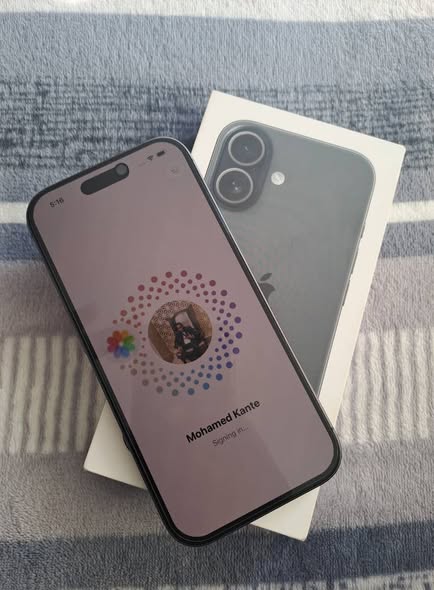 iPhone 17 photo 4
