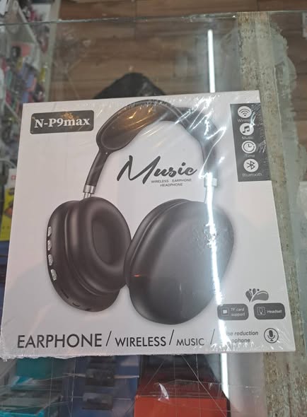 Headphones photo 4