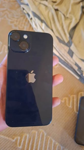 iPhone 14 photo 2