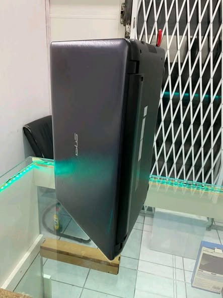 Asus vivobook photo 4