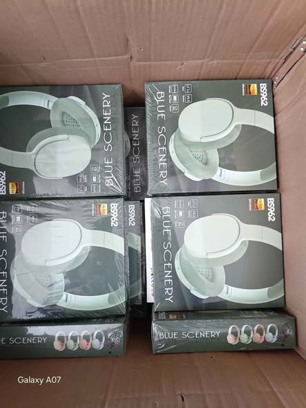 Headset photo 3