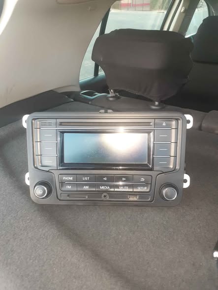 Volkswagen Radio photo 1