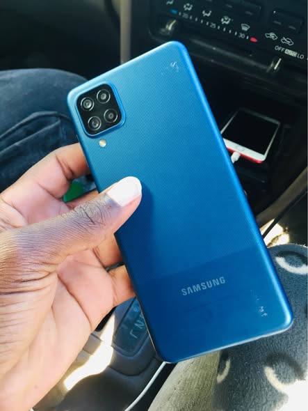 Samsung A12 photo 3