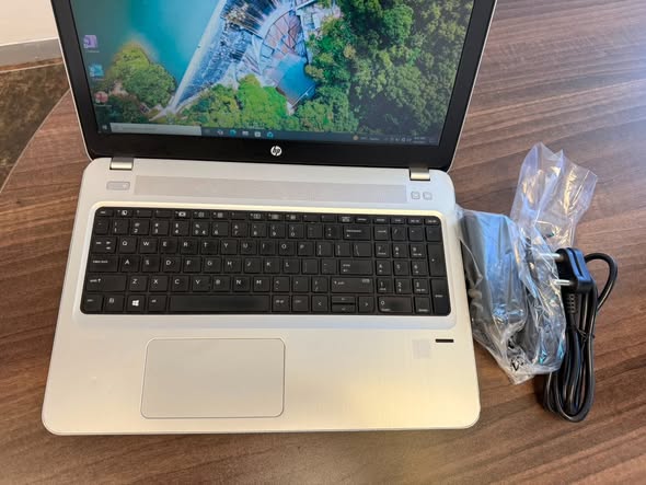 HP ProBook photo 2