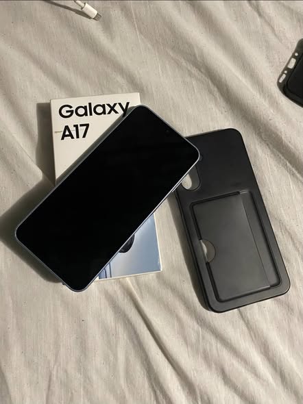 Samsung galaxy A17 photo 2