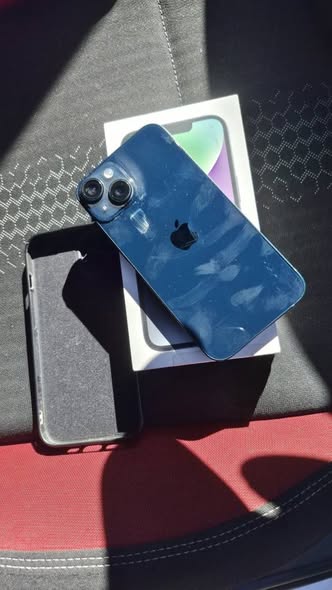 iPhone 14 128gb photo 1