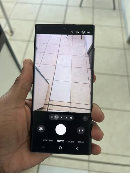 Sumsung S22 Ultra photo 3