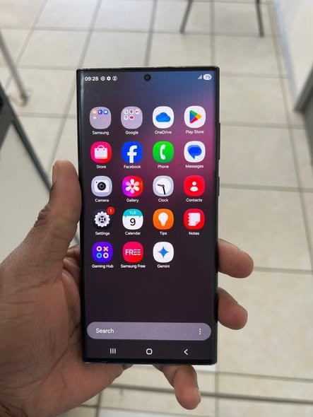 Sumsung S22 Ultra photo 2