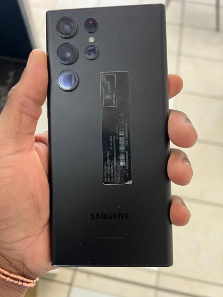 Sumsung S22 Ultra photo 1