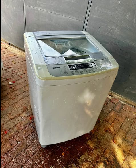 Lg washing machine photo 1