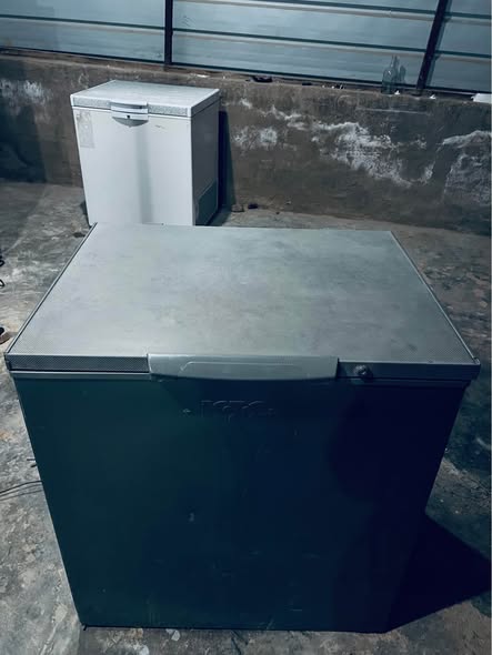 Grey 210 Liters Deep Freezer photo 3