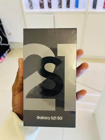 Samsung S21 5G photo 1