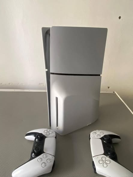 Ps5 with 2 controllers photo 2