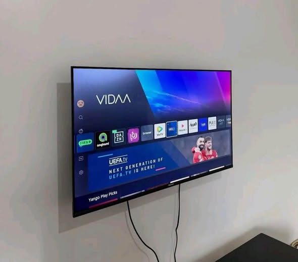 42 inch Hisense Smart Tv photo 1