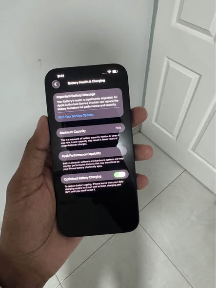 iPhone 14 plus 256gig photo 5