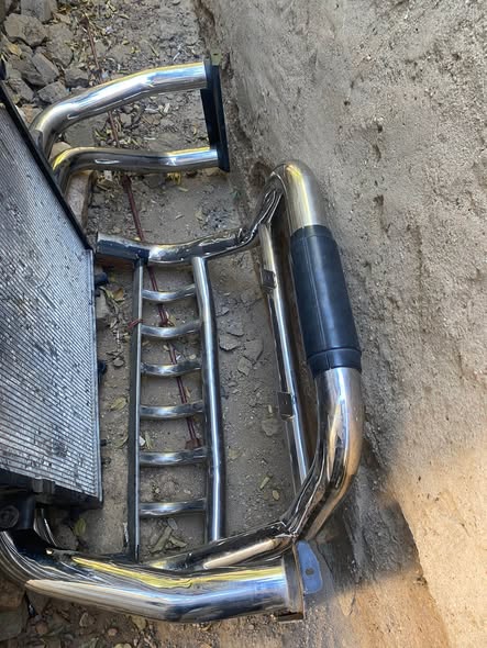 Nissan Navara Parts photo 2