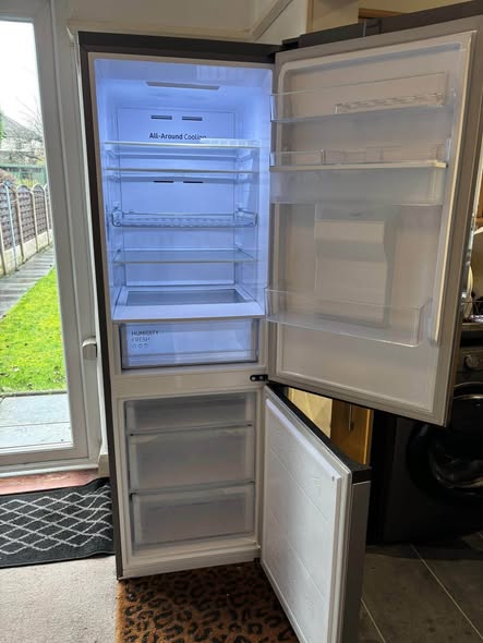 Samsung Inverter Fridge photo 1