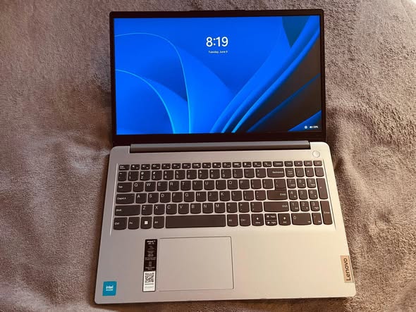 Lenovo laptop photo 5