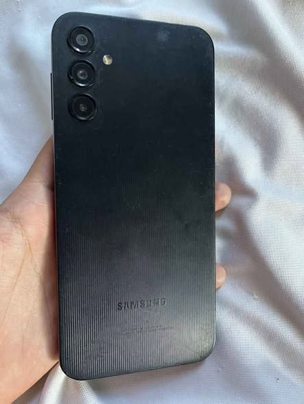 Samsung A14 photo 2