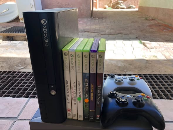 Xbox 360 photo 2