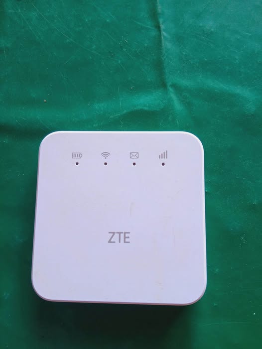Pocket WiFi photo 1