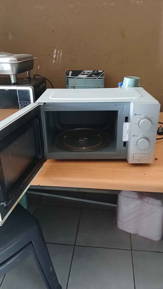 DEFY microwave photo 2