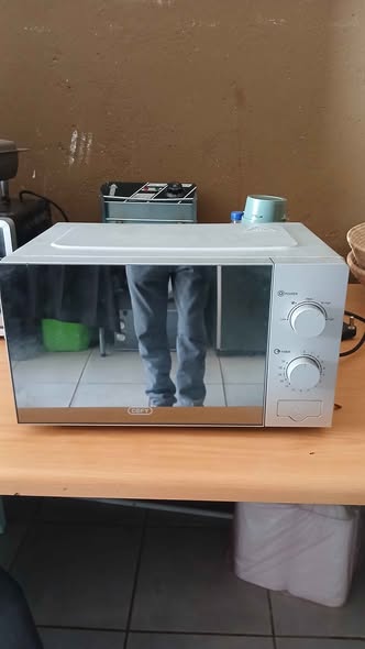 DEFY microwave photo 1