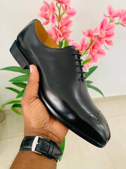 Shoes photo 2