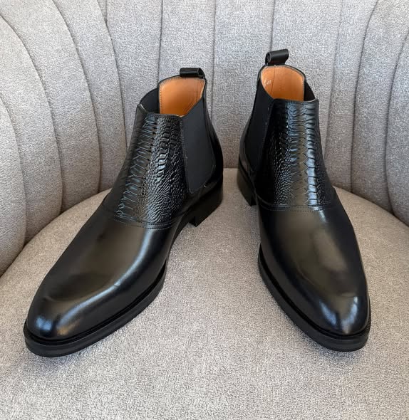Leather shoes photo 3