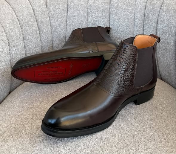 Leather shoes photo 4