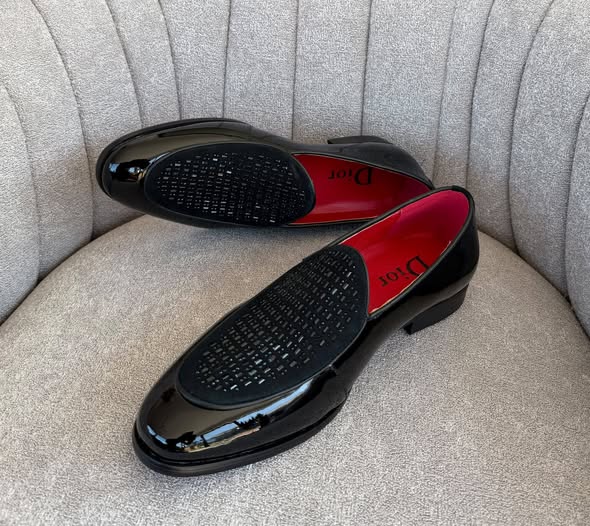 Leather shoes photo 1