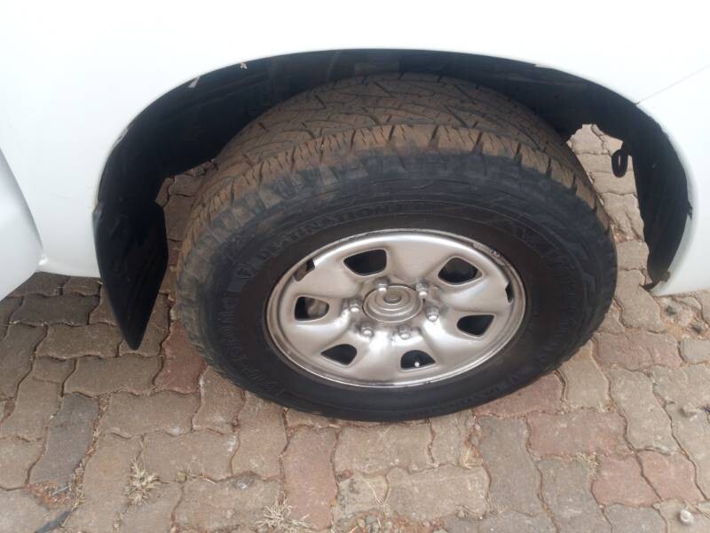 2011 TOYOTA HILUX 2.5 D-4D SRX 4X4 photo 8