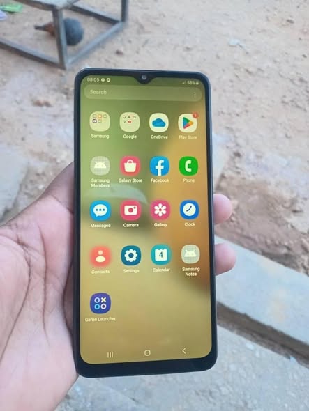 Samsung A12 photo 1